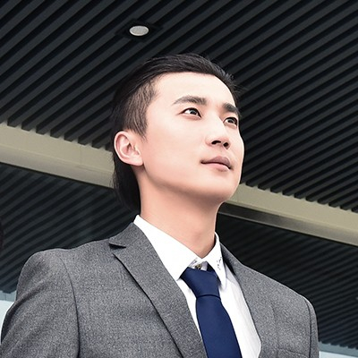 用豪邦發(fā)動(dòng)機(jī)潤(rùn)滑油后，我的汽車(chē)引擎潔凈如新